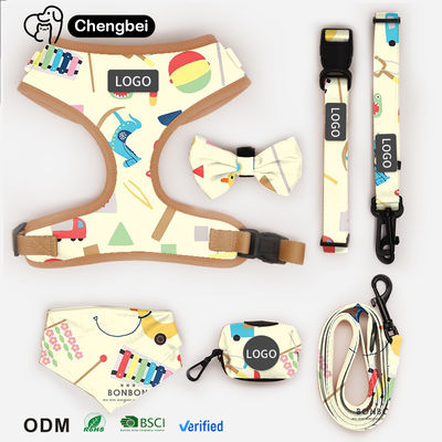 comprar Desenhistas de padrões personalizados Reversível Polyester Pet Harness Sets Leash de colar personalizado e Waterproof Dog Harness Set Fabricação em linha